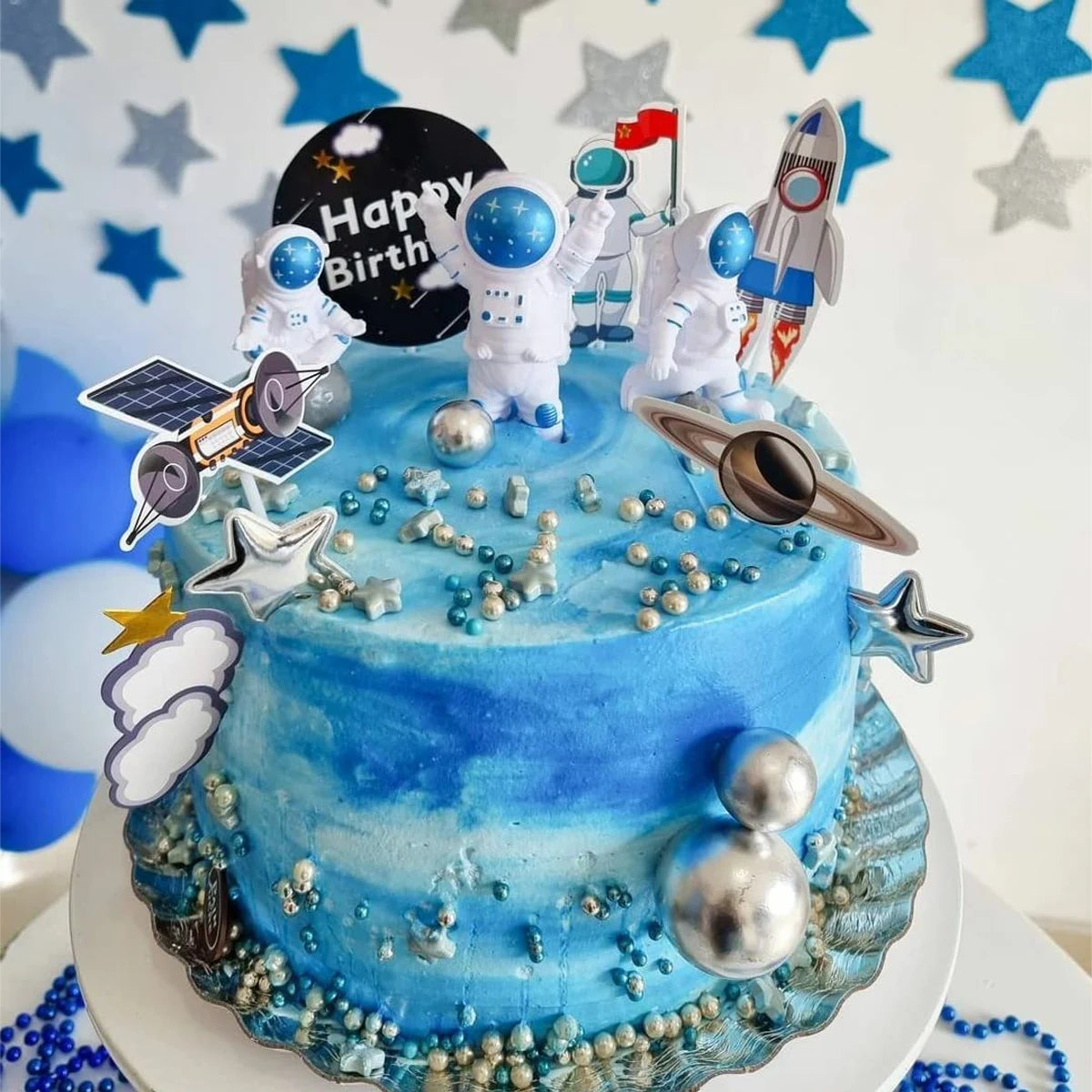 Astronaut cake toppers