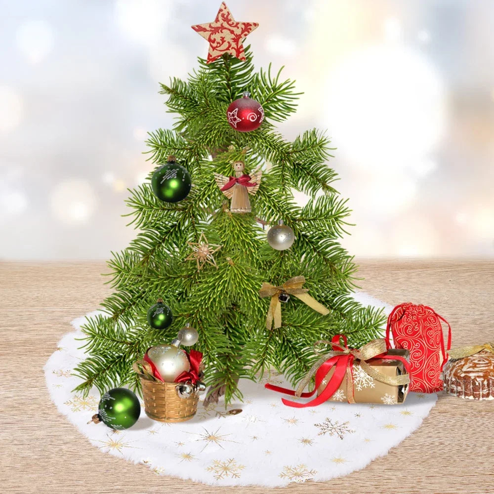 Small Christmas tree faux fur tree skirt