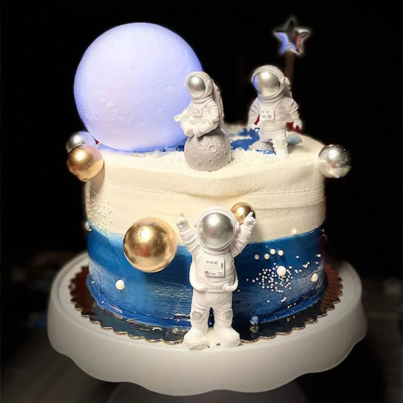 Space man cake toppers