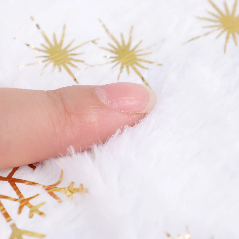quality faux fur Christmas tree Skirt