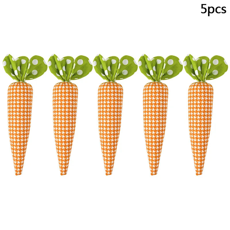 5pc Dog tooth fabric patterned Easter carrots