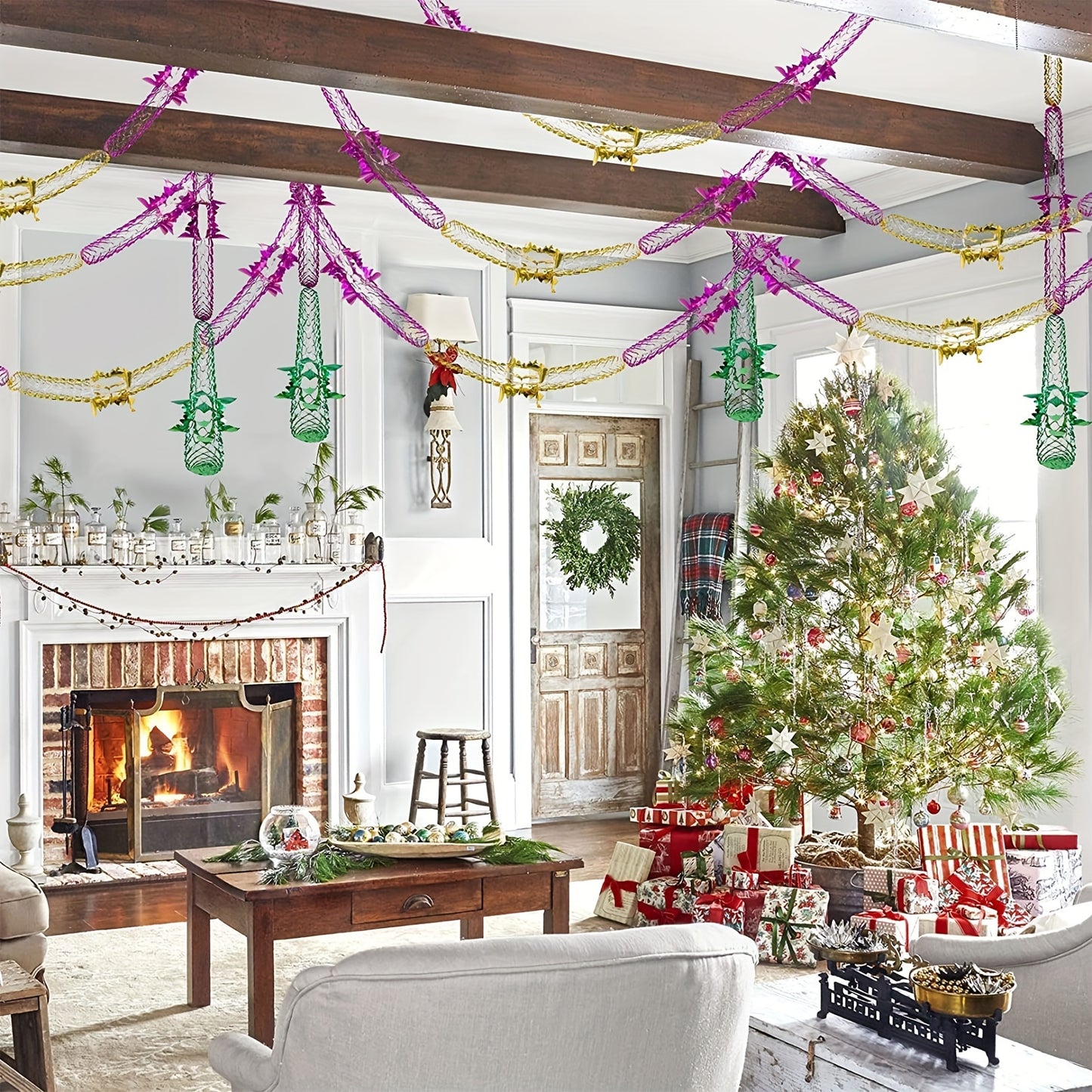 Traditional Foil Ceiling Hanging Decorations 4pcs 